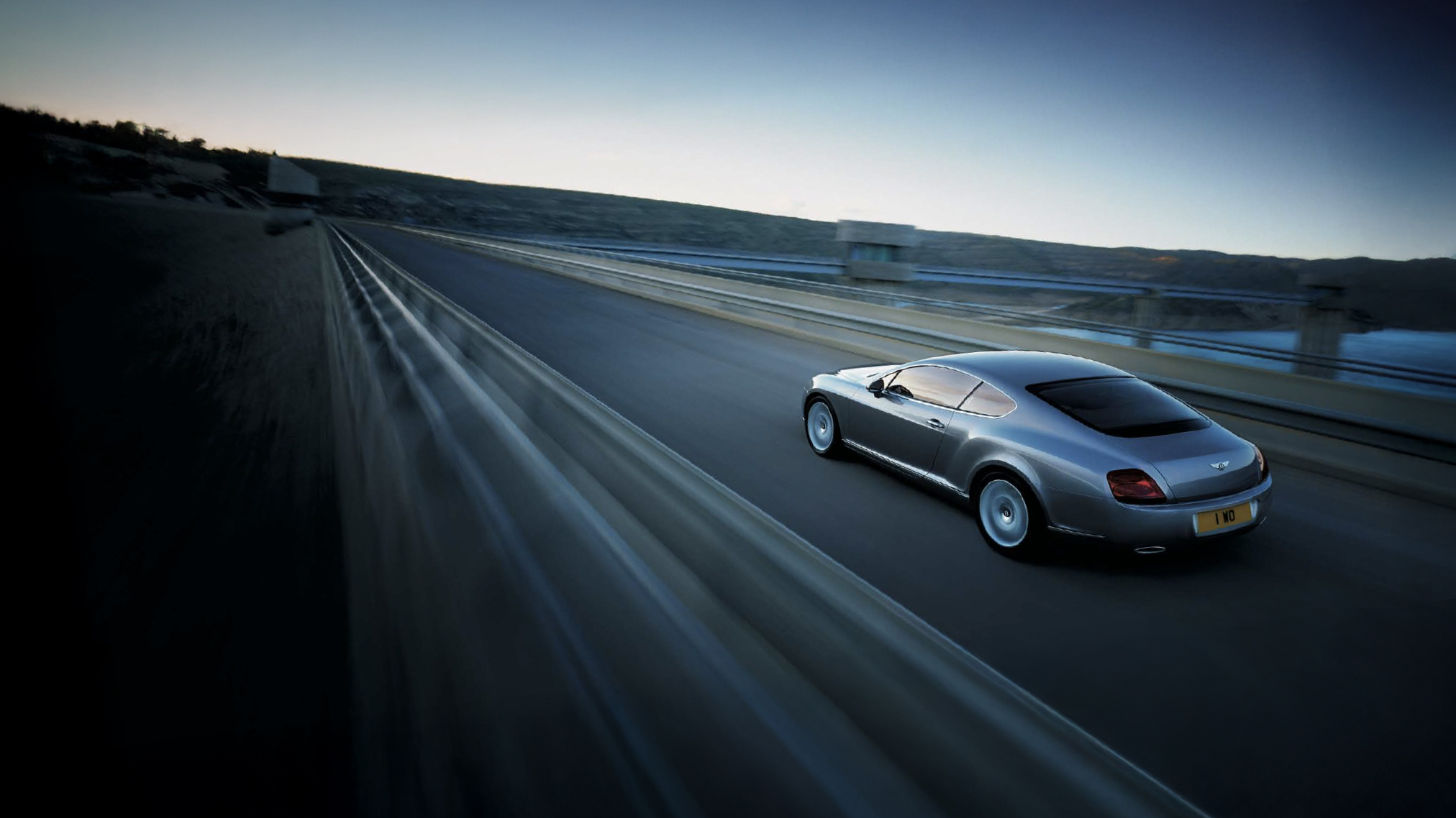 2006-bentley-continental-gt-silver-road-car-back-catalogue