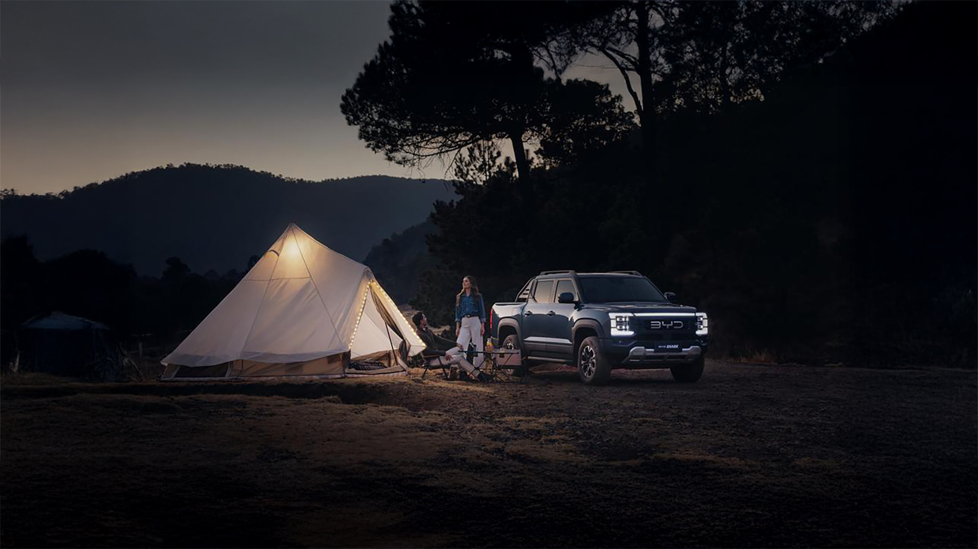 2025-byd-shark-6-camping-car-back-catalogue