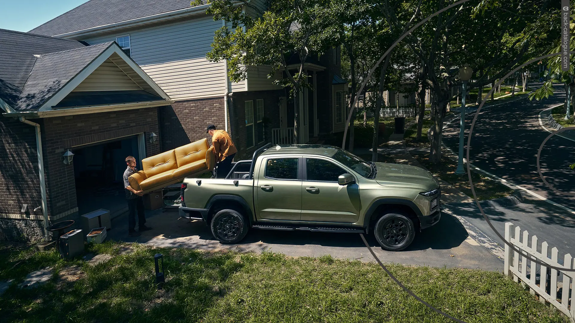 2025-chery-himla-sofa-tray-car-back-catalogue