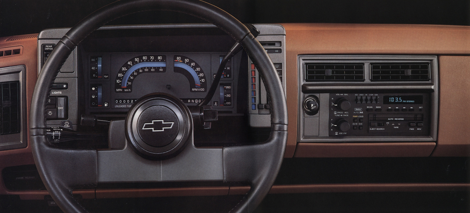 Chevrolet S-10 Blazer Sport Dashboard