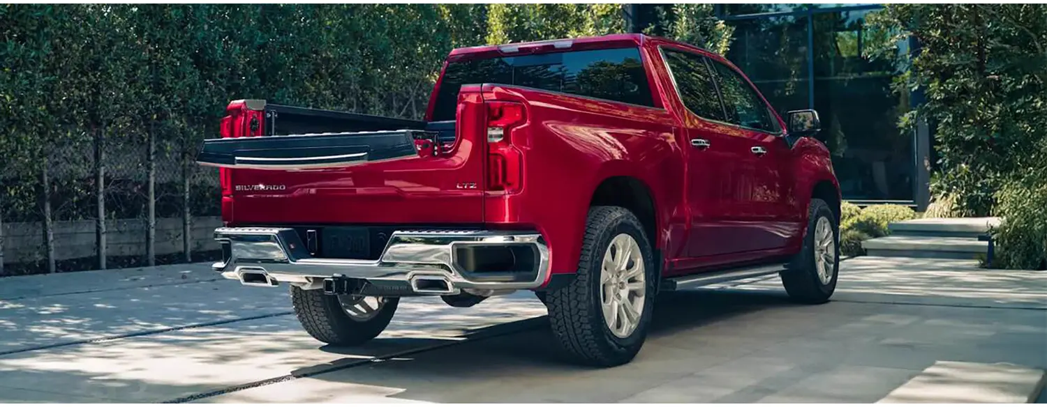 2025-chevrolet-silverado-tailgate-car-back-catalogue