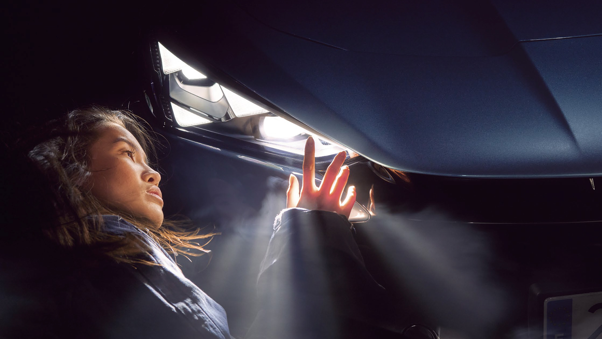 2024-cupra-tavascan-beauty-car-back-catalogue-1