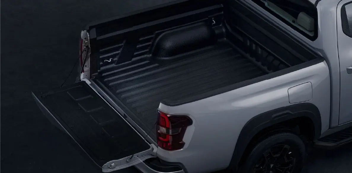 2025-deepal-hunter-k50-spacious-cargo-car-back-catalogue