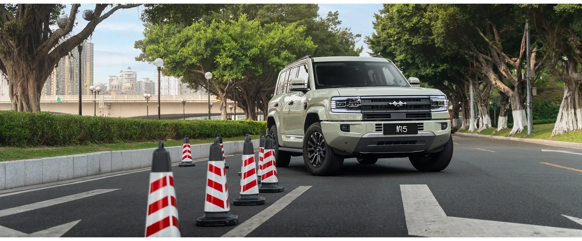 2025-denza-fang-cheng-bao-b5-safety-car-back-catalogue