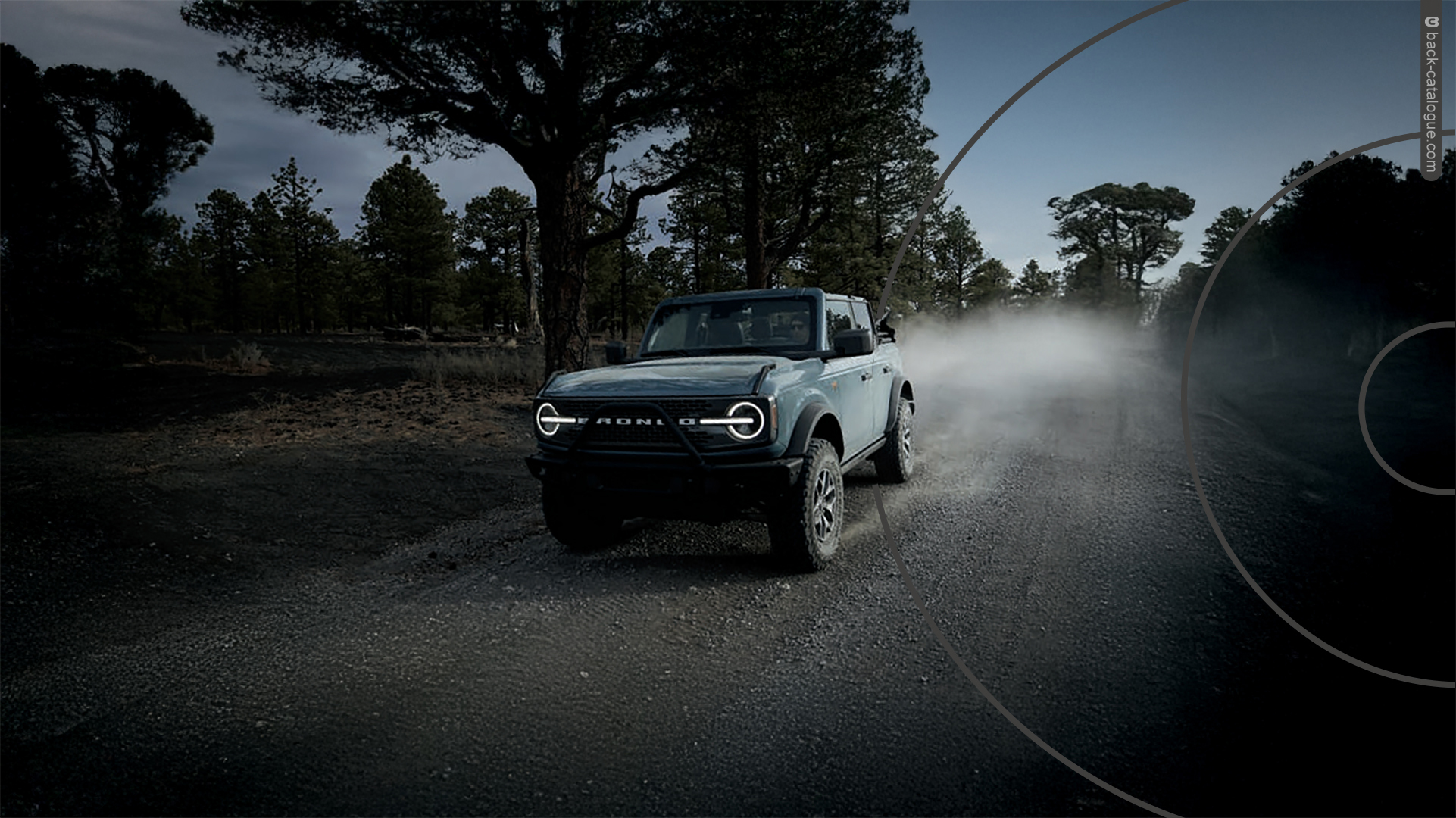 2021-ford-bronco-blue-dirt-track-car-back-catalogue-1