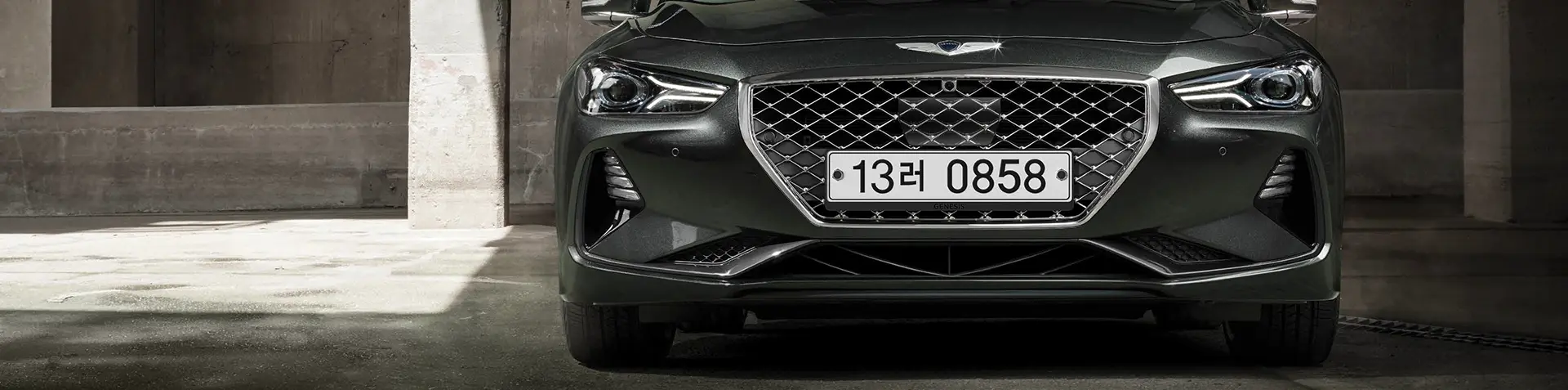 2018-genesis-g70-front-car-back-catalogue