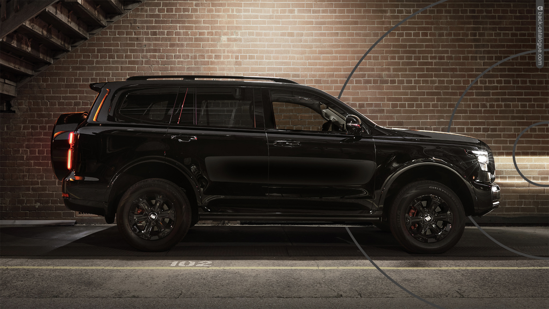 2025-gwm-tank-500-vanta-black-night-car-back-catalogue