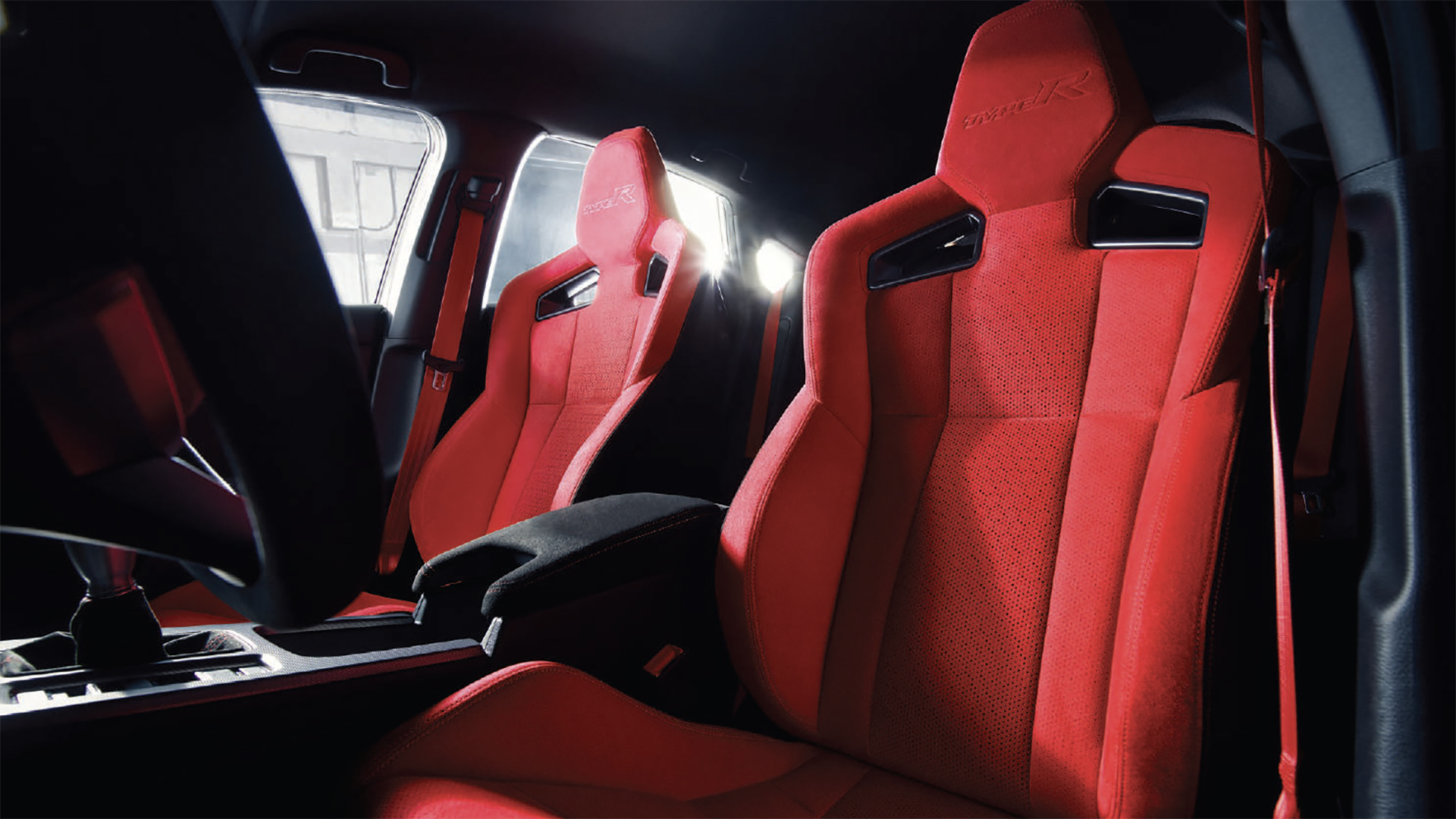 2025-honda-civic-type-r-interior-3-car-back-catalogue