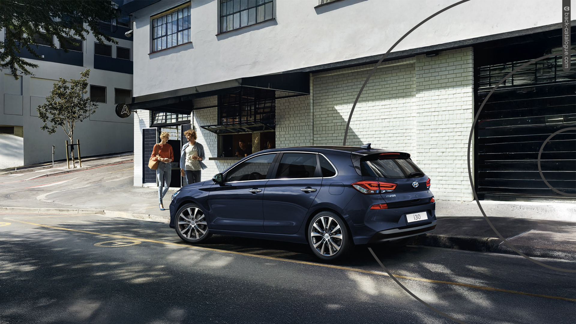 2019-hyundai-i30-hatchback-premium-se-street-2-car-back-catalogue-1