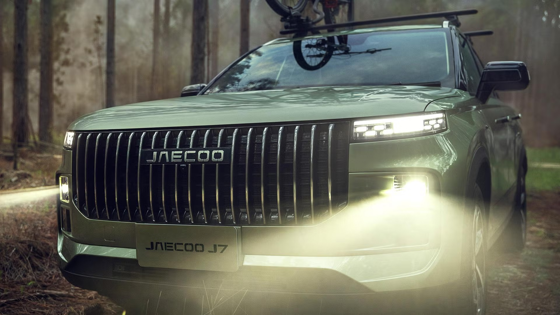 2025-jaecoo-j7-front-forest-bikes-car-back-catalogue