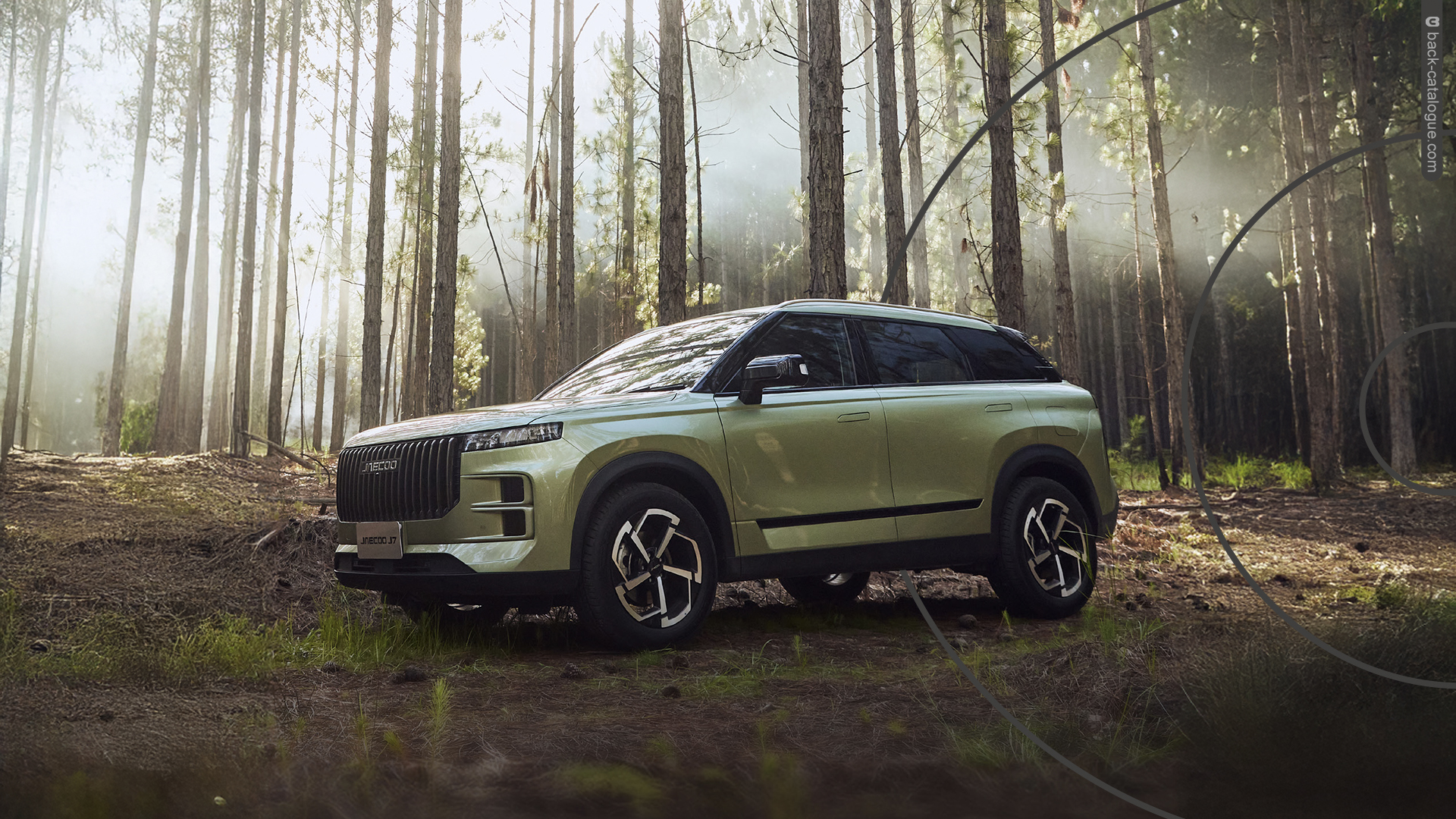 2025-jaecoo-j7-front-forest-track-car-back-catalogue