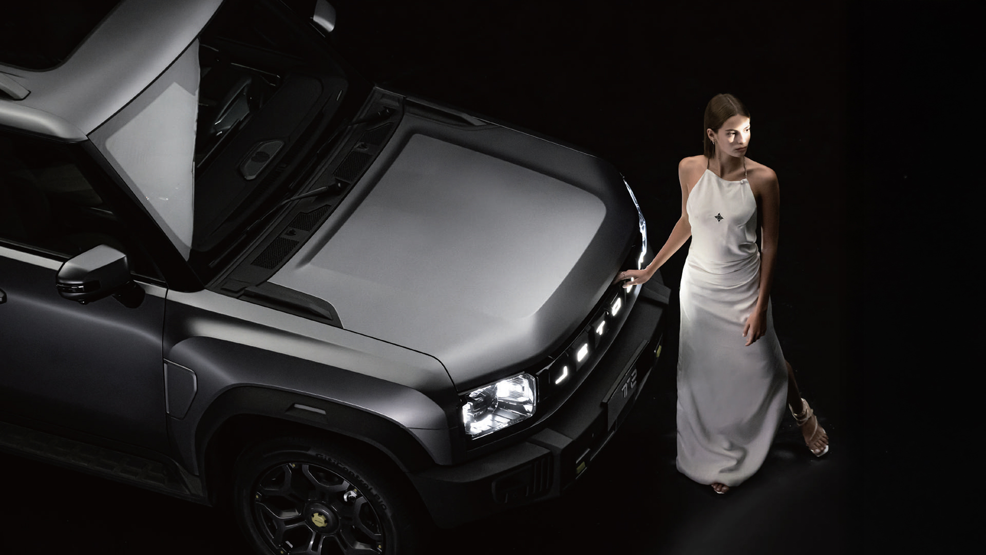 2024-jetour-t2-black-car-back-catalogue-1