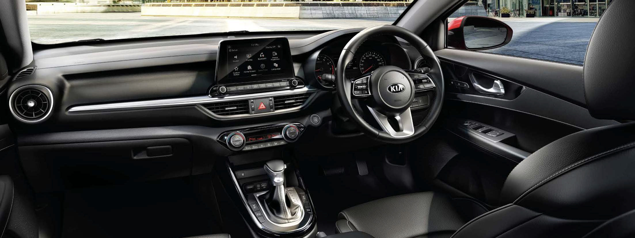 2019-kia-cerato-interior-car-back-catalogue