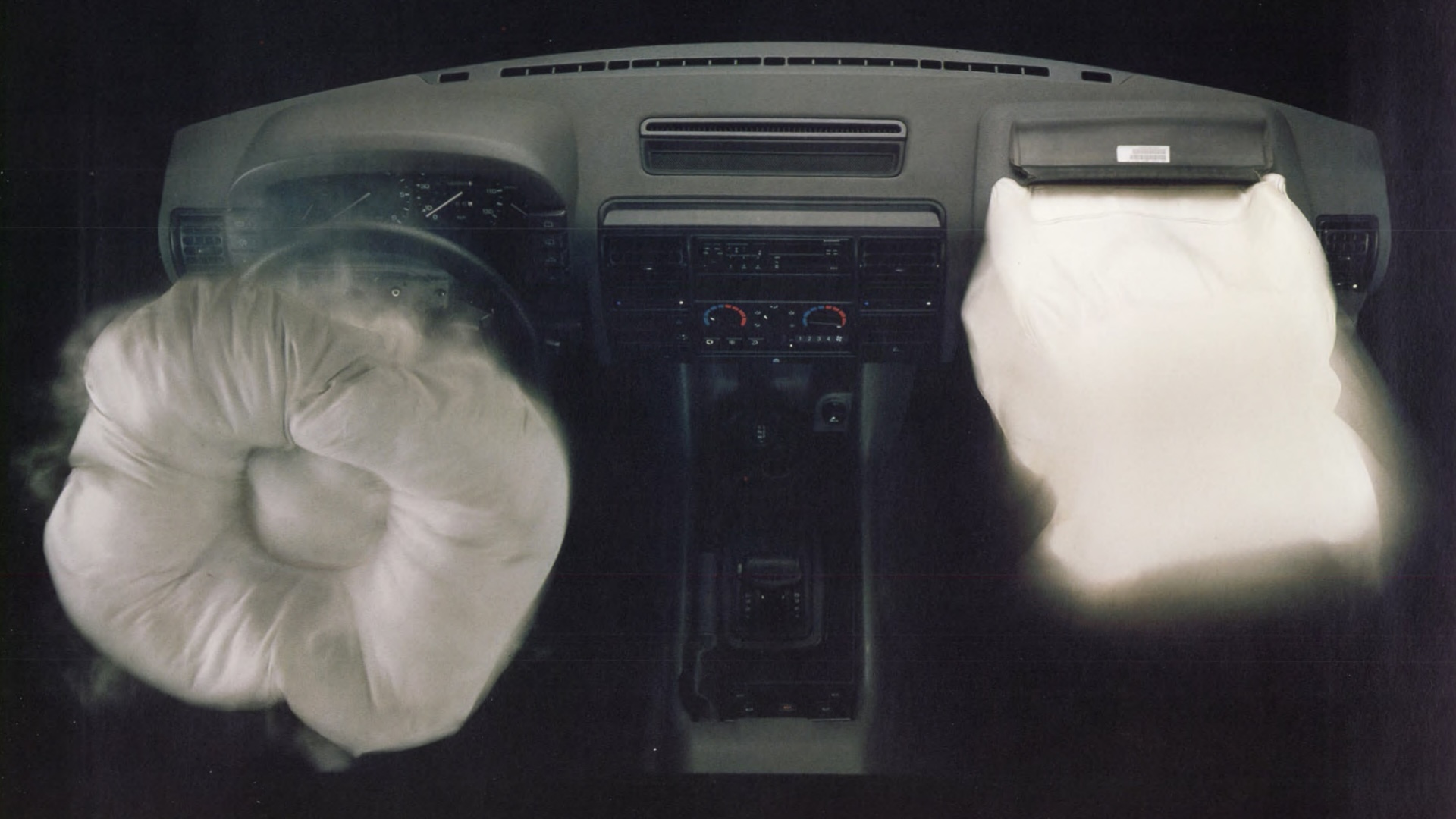 1995-land-rover-discovery-airbags-1-car-back-catalogue-1