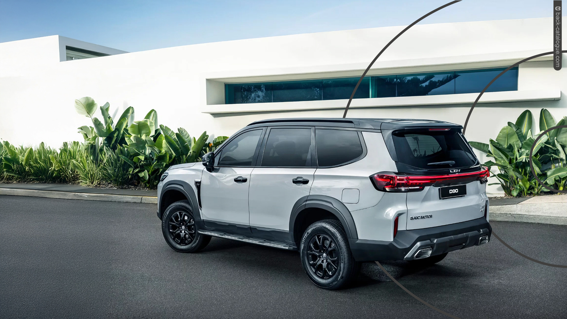 2025-ldv-d90-suv-grey-house-car-back-catalogue-1