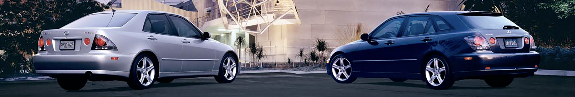 2004-lexus-is-sedan-sport-cross-car-back-catalogue-1
