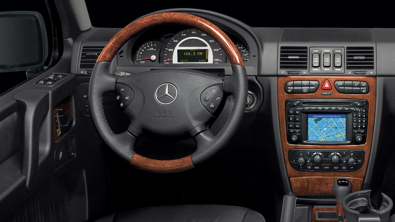 Mercedes-Benz G55 AMG Interior