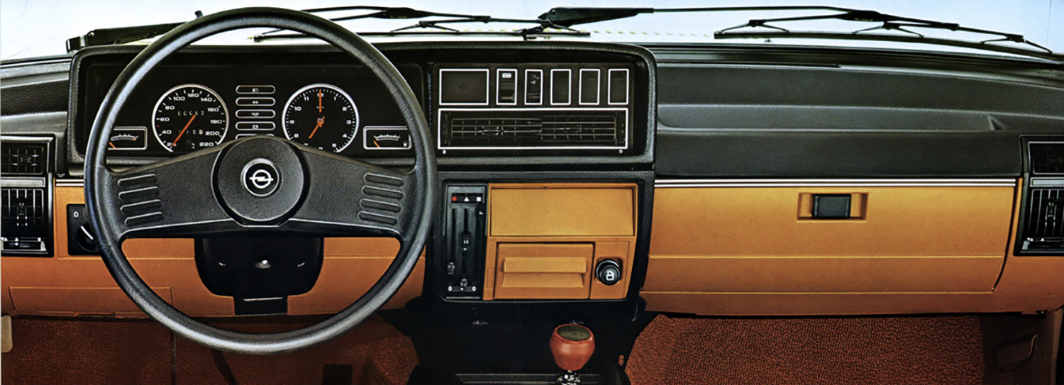 1978-opel-commodore-interior-1-car-back-catalogue