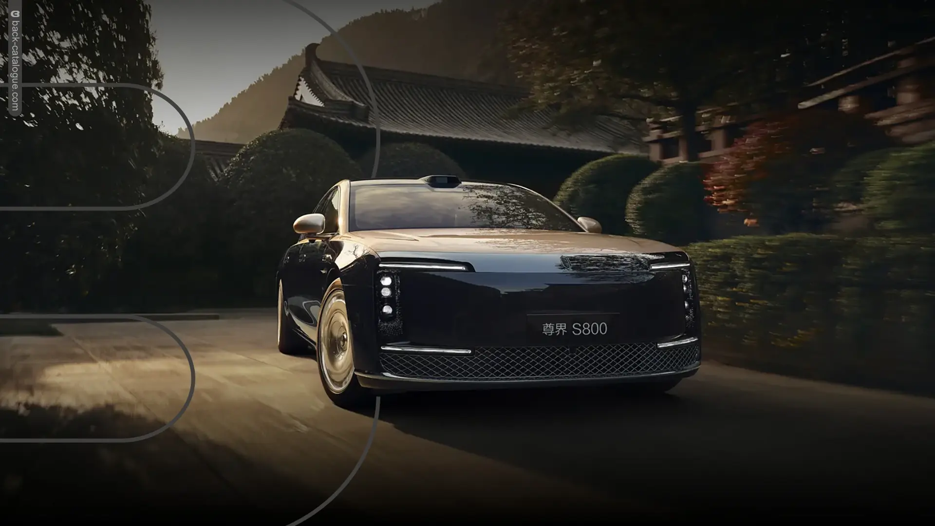 2025-maextro-s800-front-qtr-car-back-catalogue