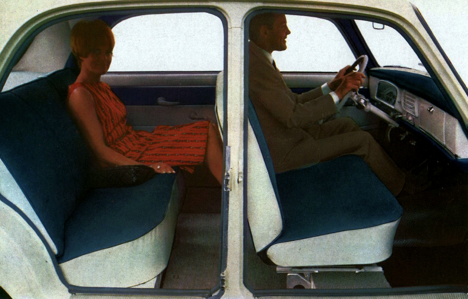 1966-peugeot-403-de-luxe-interior-car-back-catalogue-1