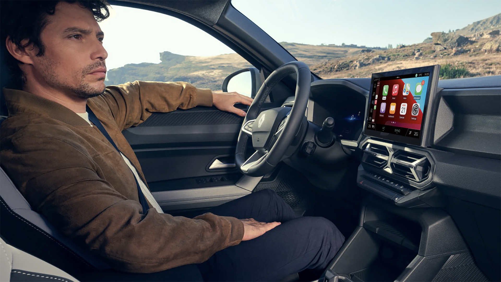 2025-renault-duster-interior-car-back-catalogue