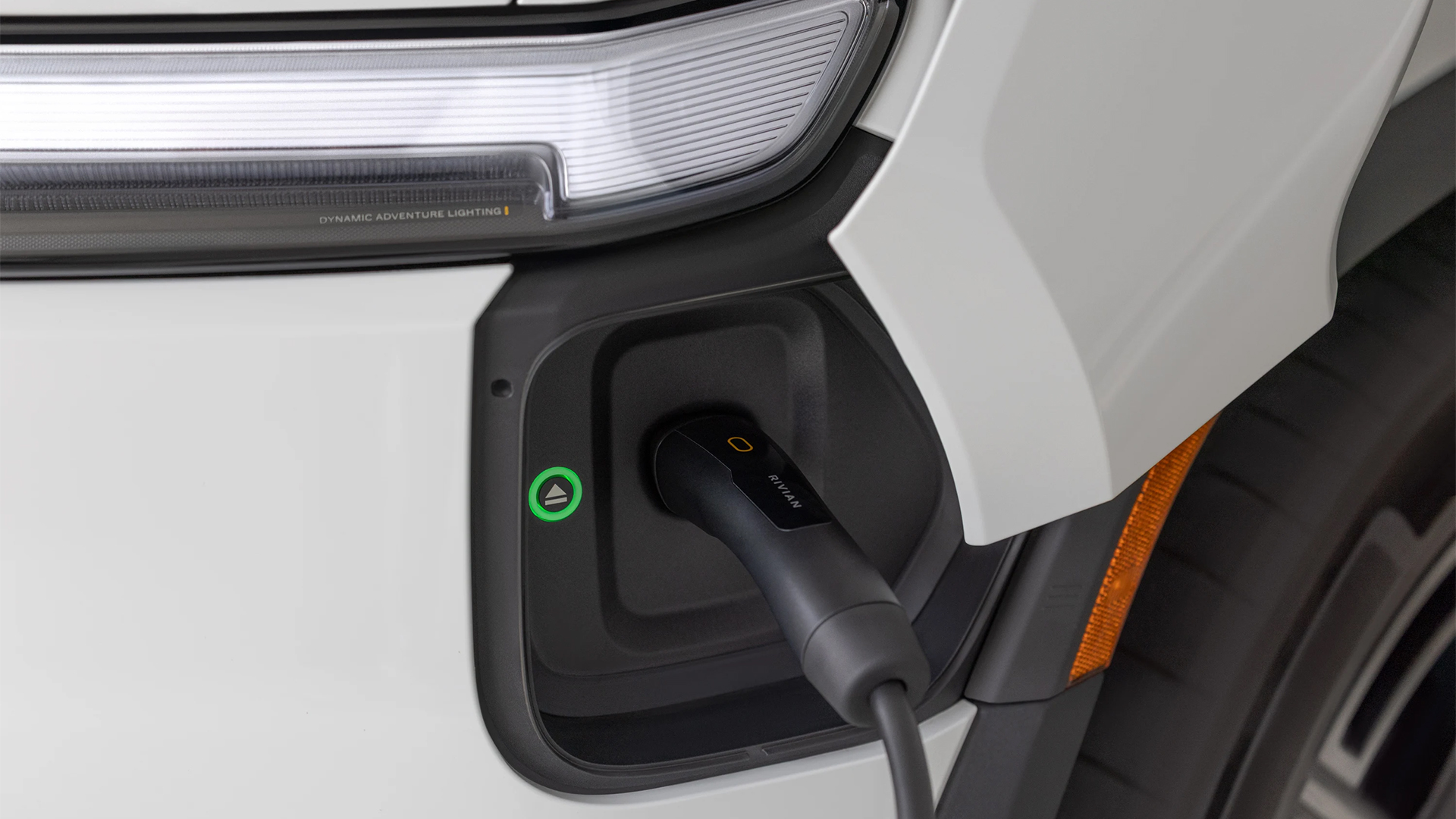 2025-rivian-r1s-charging-1-car-back-catalogue-1