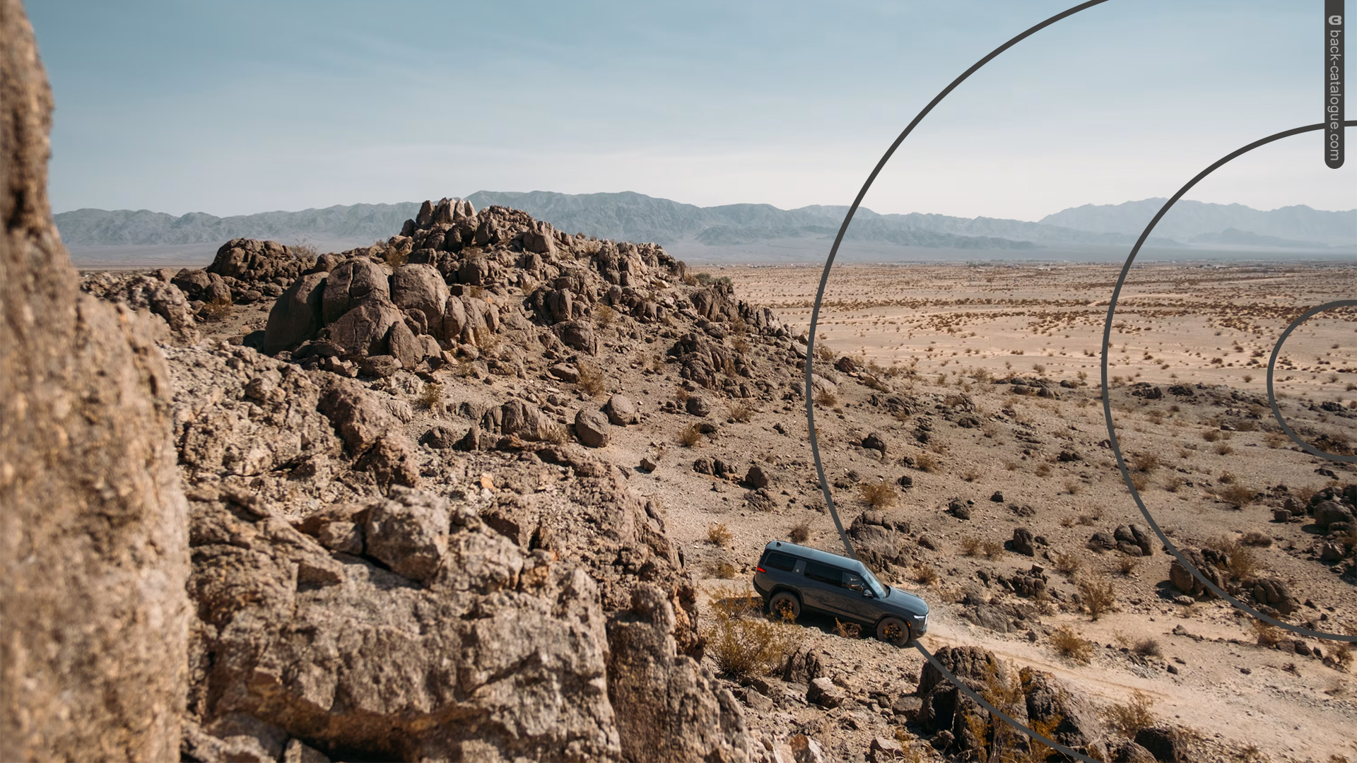 2025-rivian-r1s-desert-1-car-back-catalogue-1