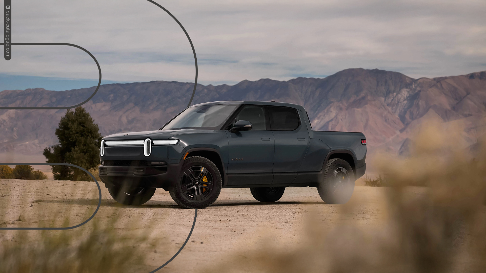 2025-rivian-r1t-parked-car-back-catalogue-1