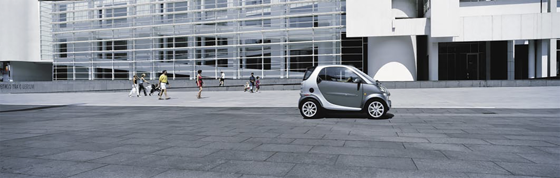 2004-smart-fortwo-building-car-back-catalogue-1