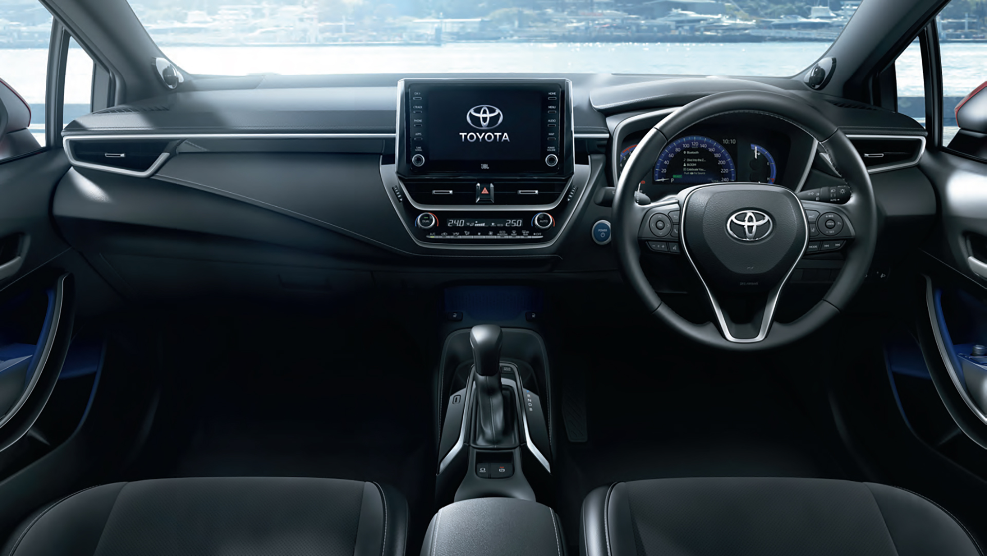 2020-toyota-corolla-hatch-interior-car-back-catalogue-1