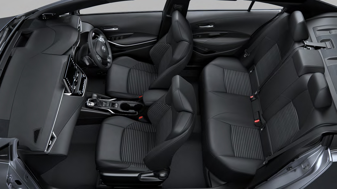 2020-toyota-corolla-sedan-zr-interior-2-car-back-catalogue-1