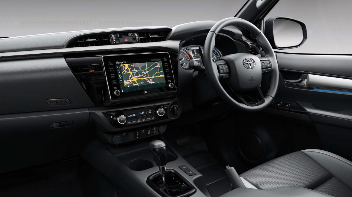 2020-toyota-hilux-invincible-x-grade-interior-car-back-catalogue-1