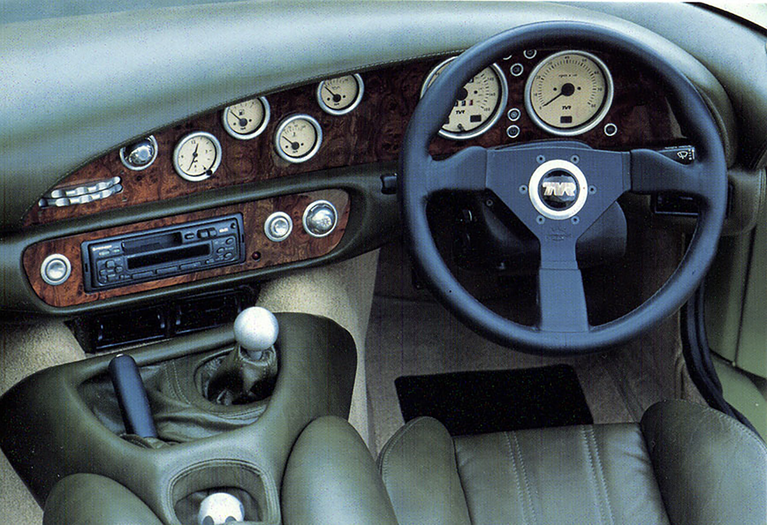 1997-tvr-chimaera-green-interior-car-back-catalogue