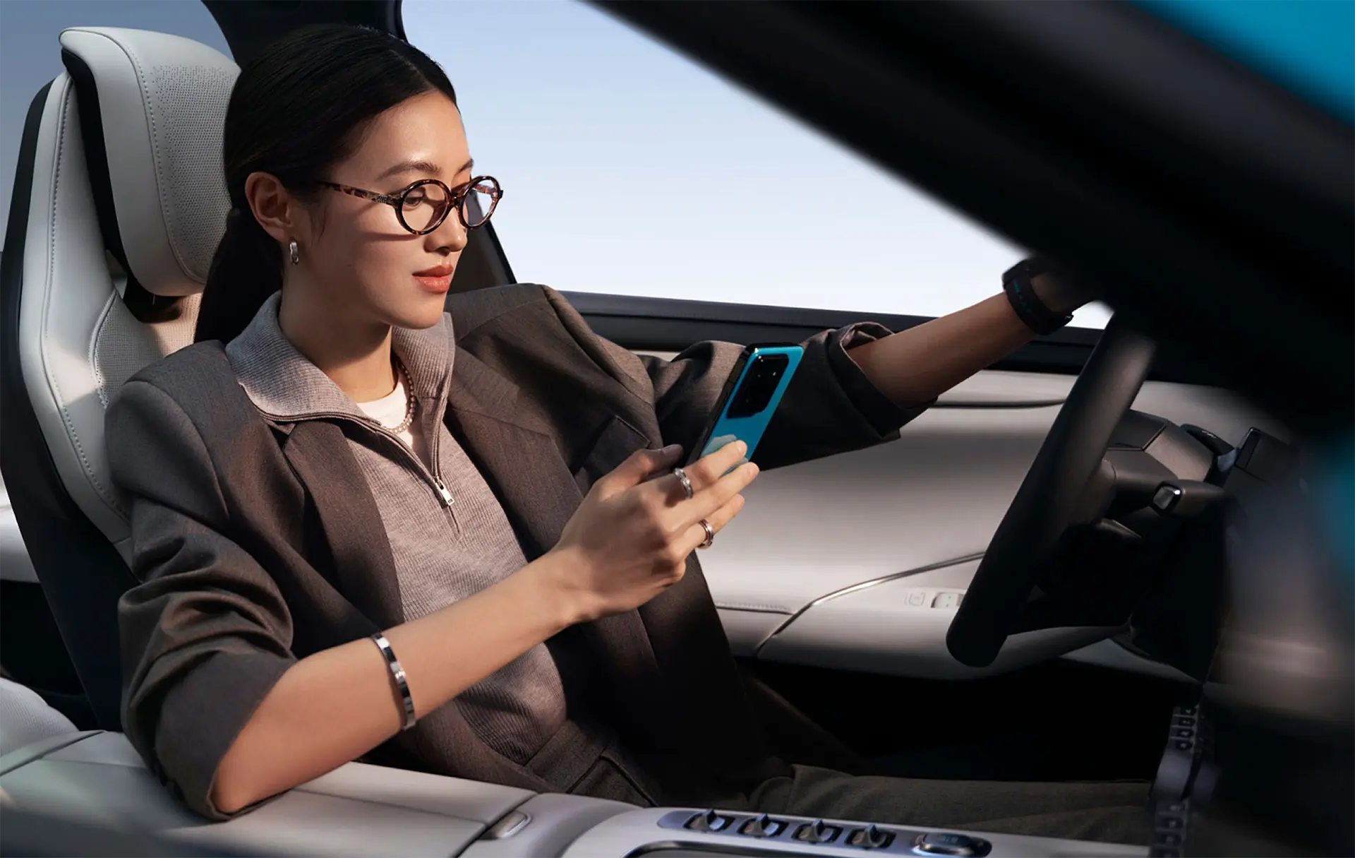 2025-xiaomi-su7-interior-car-back-catalogue