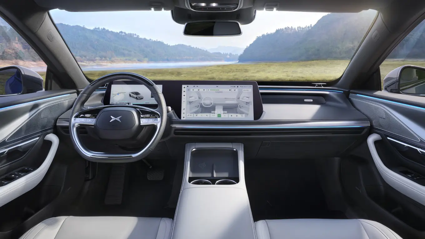2025-xpeng-p7-interior-car-back-catalogue-1